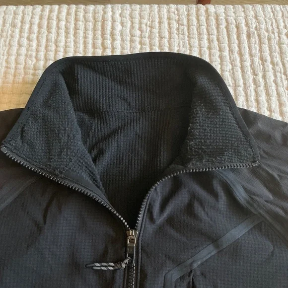 Lululemon Fleece Hiking Zip Up Jacket (Black, L)